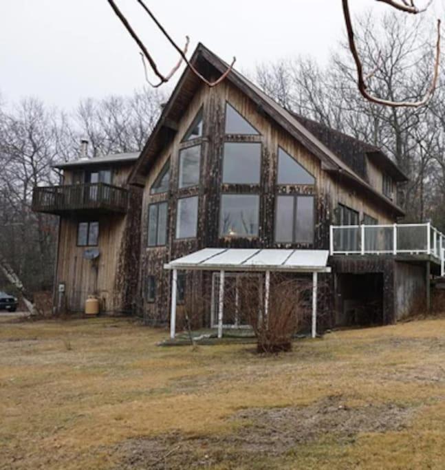Casino Chalet With Incredible Views Villa Uncasville Exterior photo